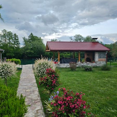 Aventurin Superior Apartments Bihac Exterior photo