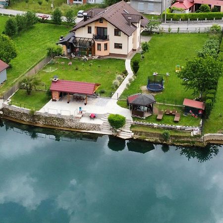 Aventurin Superior Apartments Bihac Exterior photo